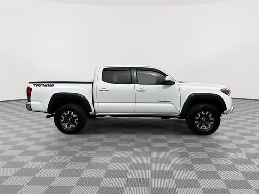 Super White 2017 Toyota Tacoma TRD Off Road