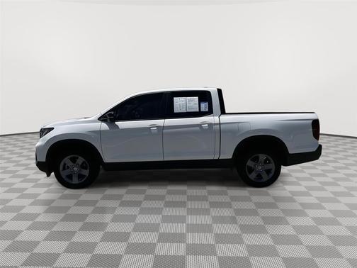 Platinum White Pearl 2025 Honda Ridgeline TrailSport