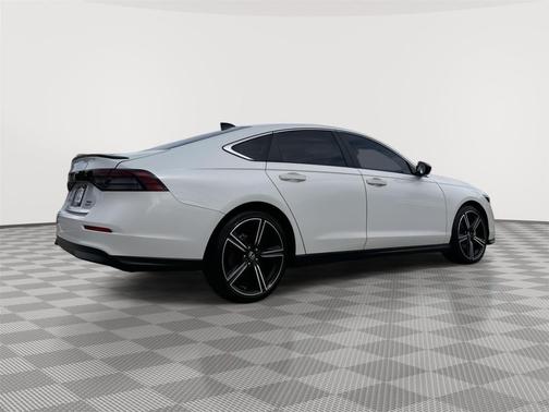 Platinum White Pearl 2023 Honda Accord Hybrid Sport
