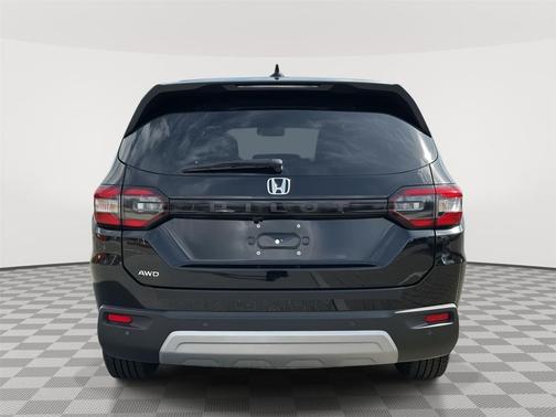 Crystal Black Pearl 2025 Honda Pilot EX-L