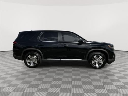Crystal Black Pearl 2025 Honda Pilot EX-L