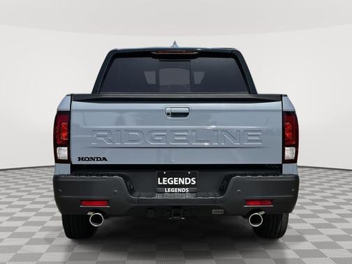 Sonic Gray Pearl 2026 Honda Ridgeline Black