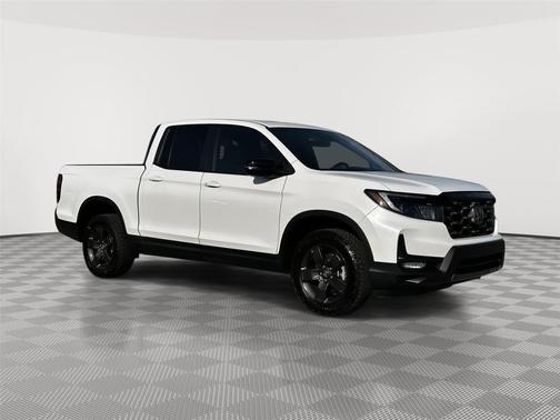 Platinum White Pearl 2026 Honda Ridgeline TrailSport