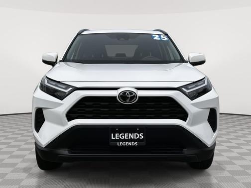 Ice Cap 2025 Toyota RAV4 Hybrid XLE