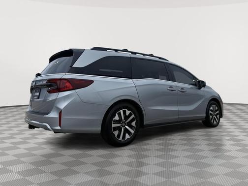 Solar Silver Metallic 2026 Honda Odyssey EX-L