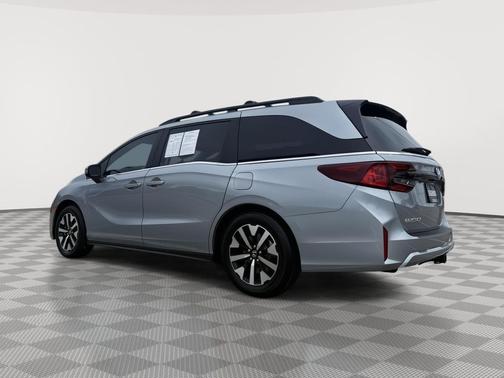 Solar Silver Metallic 2026 Honda Odyssey EX-L