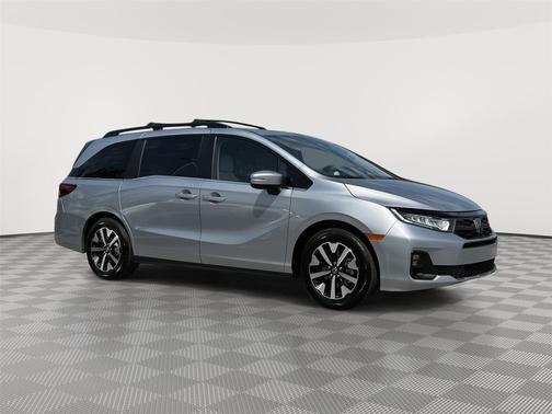 Solar Silver Metallic 2026 Honda Odyssey EX-L