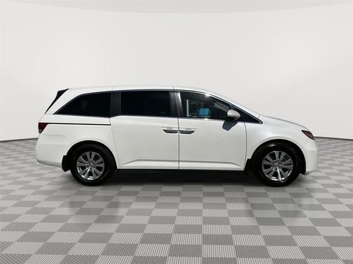 White Diamond Pearl 2015 Honda Odyssey EX-L