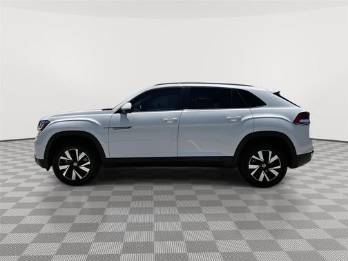 Pure White 2022 Volkswagen Atlas Cross Sport 2.0T SE