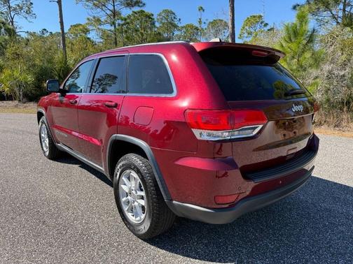 2019 Jeep Grand Cherokee Laredo