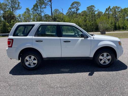 2009 Ford Escape XLS