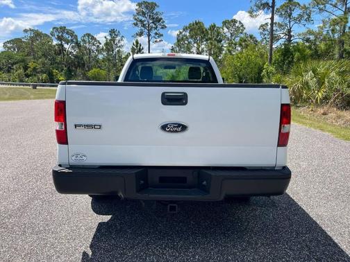 Oxford White Clearcoat 2007 Ford F-150 XL