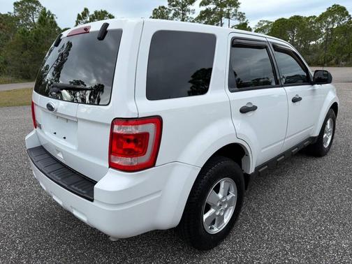 2011 Ford Escape XLS