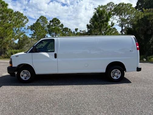 2021 Chevrolet Express 3500 RWD 3500 Extended Wheelbase WT