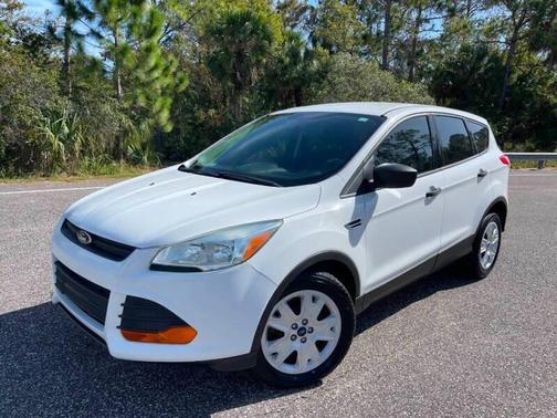 2014 Ford Escape S