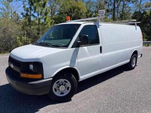 2011 Chevrolet Express 3500 Work Van