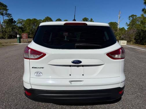 2014 Ford Escape S