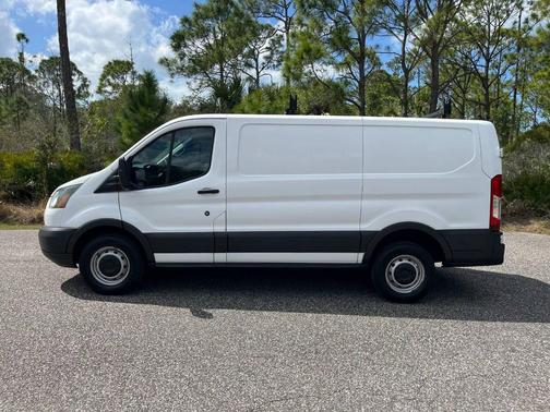 2017 Ford Transit-250 Base