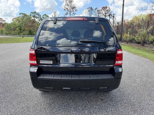 Black 2008 Ford Escape XLS