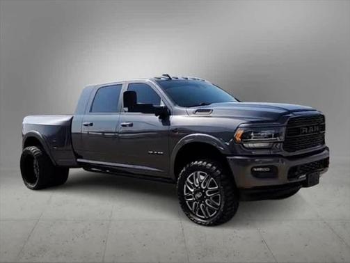 2021 RAM 3500 Limited Mega Cab 4x4 6'4' Box