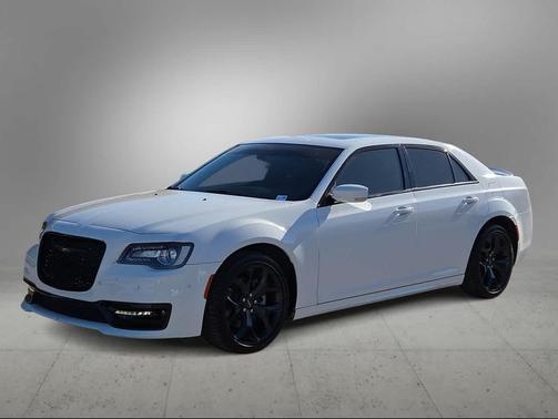 Bright White Clearcoat 2022 Chrysler 300 S