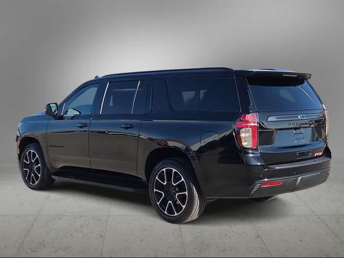 2021 Chevrolet Suburban RST