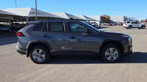 2025 Toyota RAV4 Hybrid SE