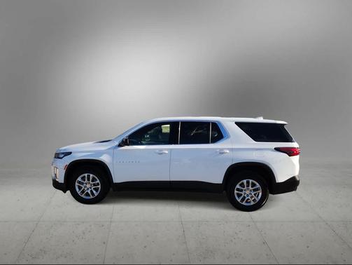 2022 Chevrolet Traverse LS