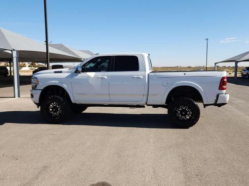 2019 RAM 2500 Limited Crew Cab 4x4 6'4' Box