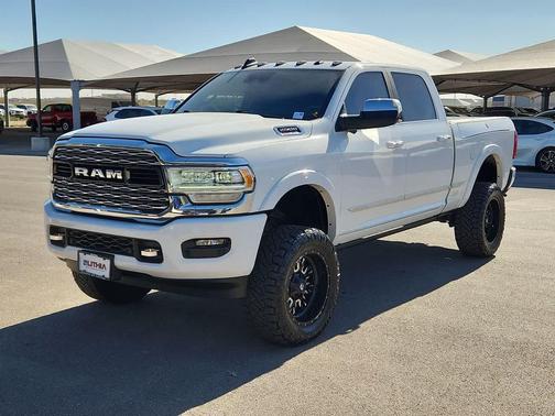 2019 RAM 2500 Limited Crew Cab 4x4 6'4' Box