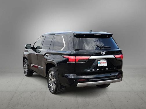2023 Toyota Sequoia Capstone