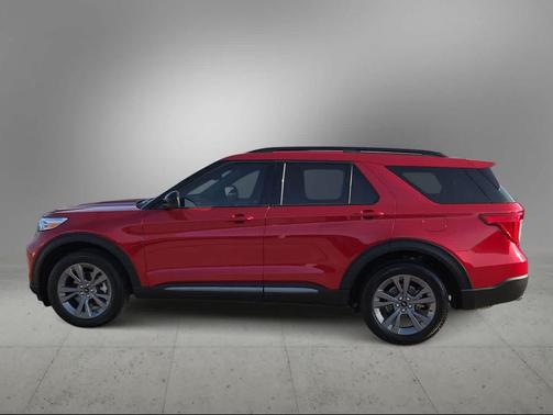 RAPID RED MET TINTED CC 2024 Ford Explorer XLT