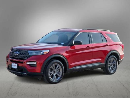RAPID RED MET TINTED CC 2024 Ford Explorer XLT