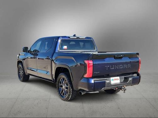 2023 Toyota Tundra Hybrid Platinum