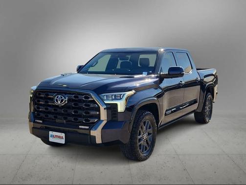 2023 Toyota Tundra Hybrid Platinum