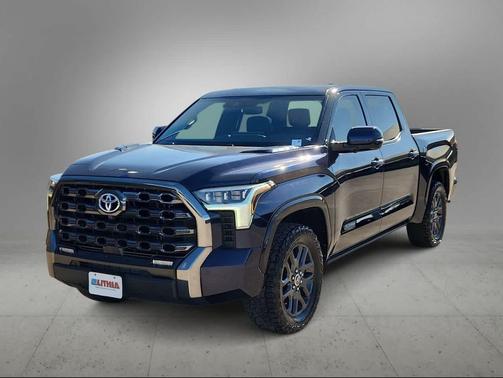 2023 Toyota Tundra Hybrid Platinum