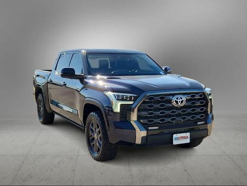 2023 Toyota Tundra Hybrid Platinum