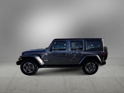 2023 Jeep Wrangler 4-Door Sahara 4x4