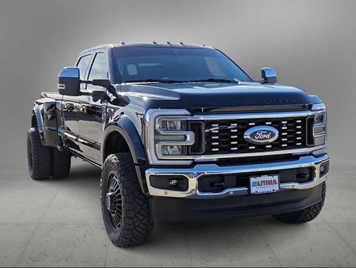 2025 Ford F-450 Lariat