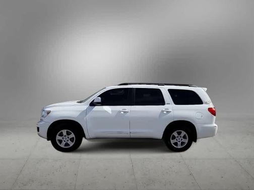 2017 Toyota Sequoia SR5