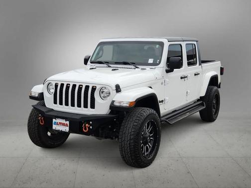 Bright White Clearcoat 2020 Jeep Gladiator Sport S