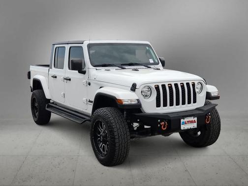 Bright White Clearcoat 2020 Jeep Gladiator Sport S