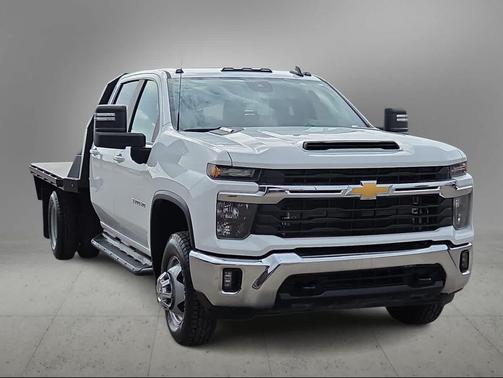Summit White 2024 Chevrolet Silverado 3500 LT