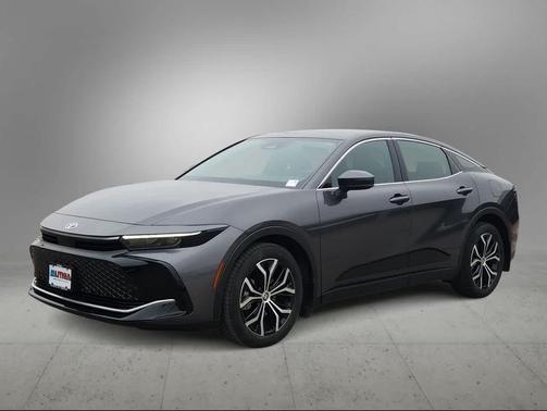 2024 Toyota Crown XLE