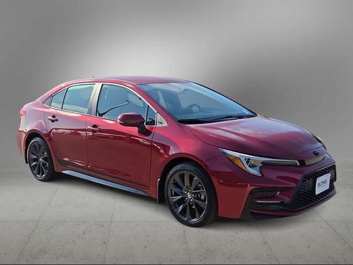 Ruby Flare Pearl 2025 Toyota Corolla SE