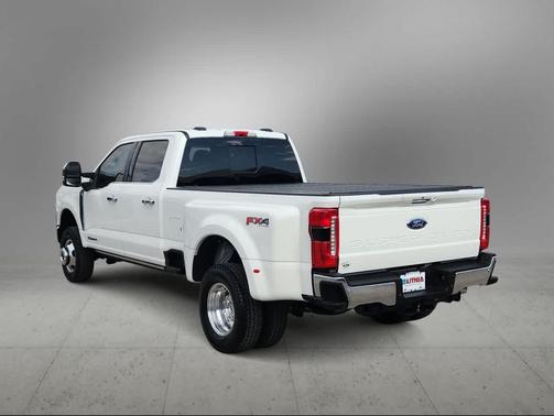 2024 Ford F-350 Lariat