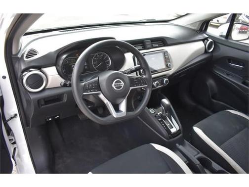 2021 Nissan Versa 1.6 SV