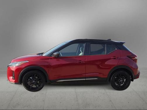 Scarlet Ember Tintcoat/Super Black 2023 Nissan Kicks SR