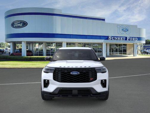 Star White Metallic Tri-Coat 2026 Ford Explorer ST