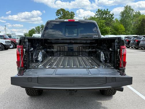 Agate Black Metallic 2026 Ford F-150 XLT